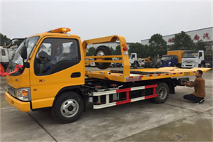 淮阴区哪里有拖车服务